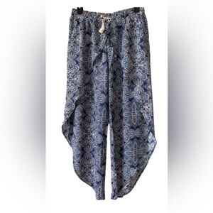 💙Girl’s Printed Summer Pants/Cover Up NWOT Size XL